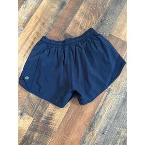 Lululemon Hotty Hot Short II Long 4" True Navy Sz 4